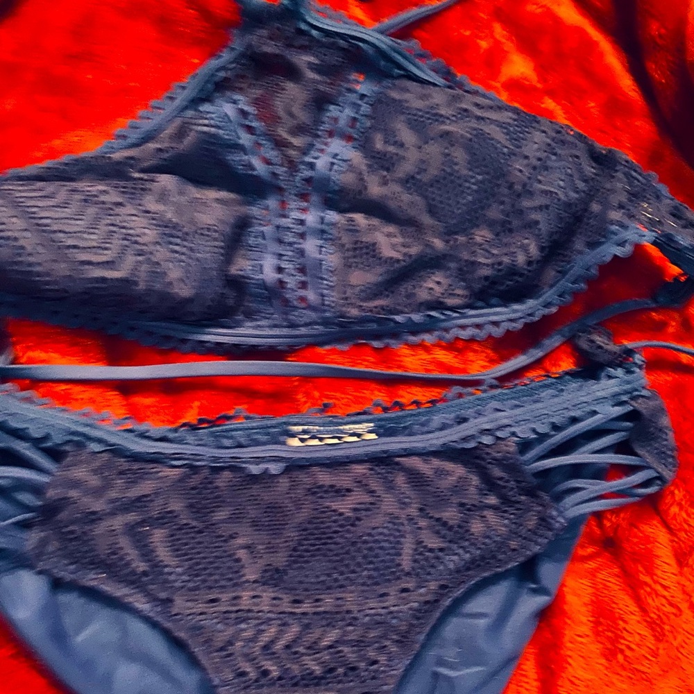 Becca Prairie Rose Bikini D cup L